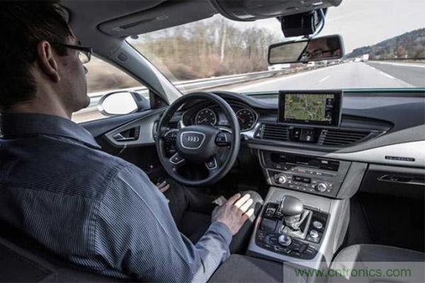 親測：從ADAS到自動駕駛，不同品牌上路表現對比