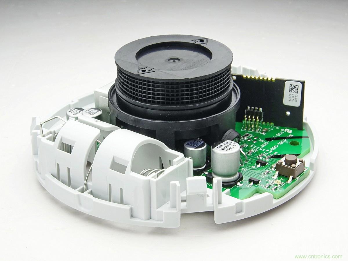 小米煙霧報警器拆解：一顆電池可用五年是如何做到的？