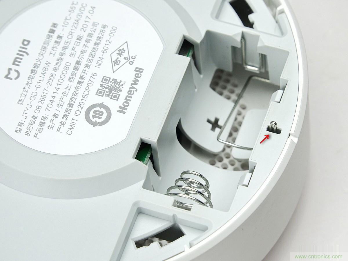 小米煙霧報警器拆解：一顆電池可用五年是如何做到的？