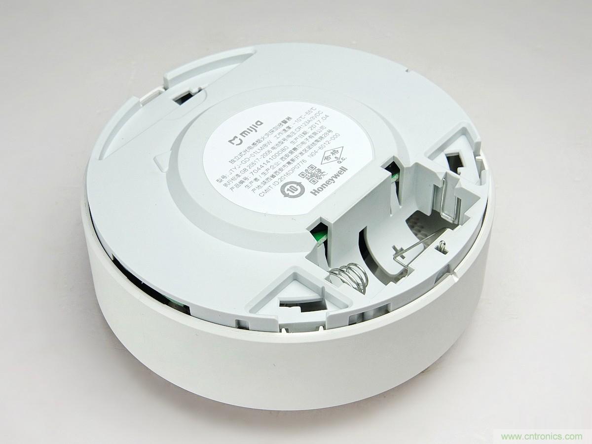 小米煙霧報警器拆解：一顆電池可用五年是如何做到的？
