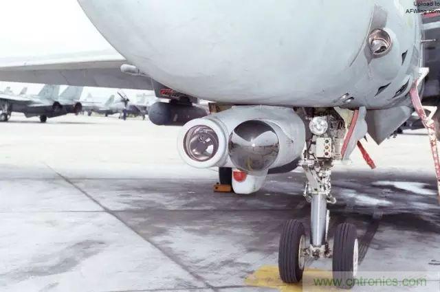 紅外傳感器工作原理、種類、特點以及應用詳解