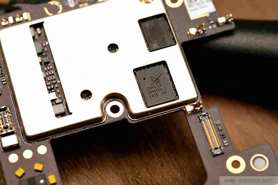 拆解魅族15 Plus：玩轉了新概念，但其工藝究竟如何？