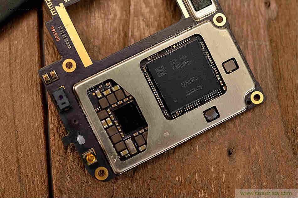 拆解魅族15 Plus：玩轉了新概念，但其工藝究竟如何？