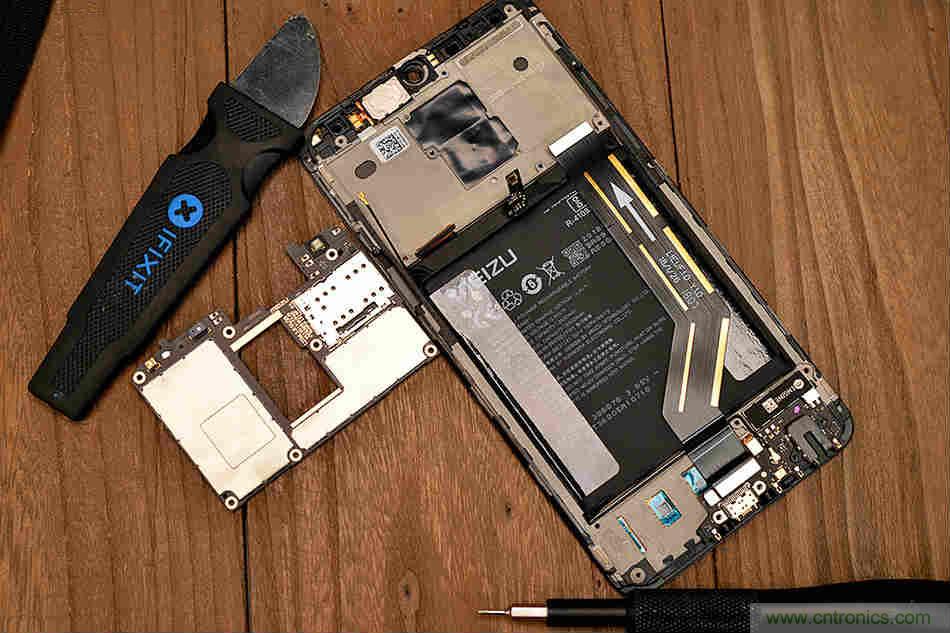 拆解魅族15 Plus：玩轉了新概念，但其工藝究竟如何？