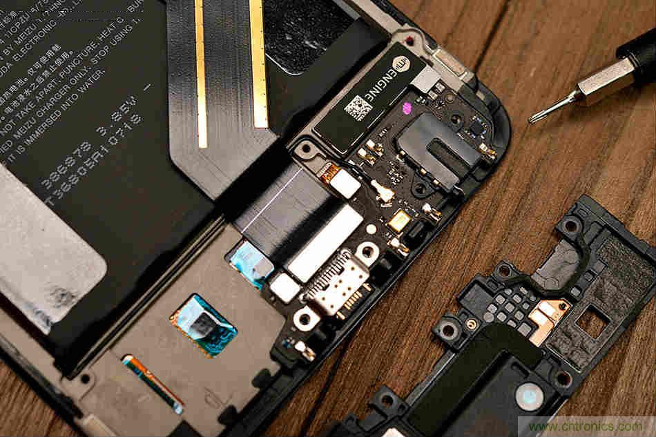 拆解魅族15 Plus：玩轉了新概念，但其工藝究竟如何？