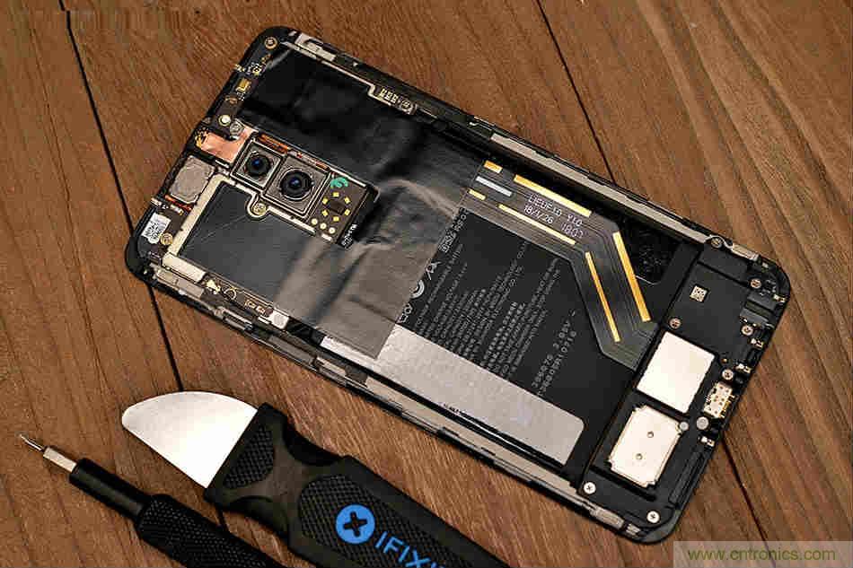 拆解魅族15 Plus：玩轉了新概念，但其工藝究竟如何？