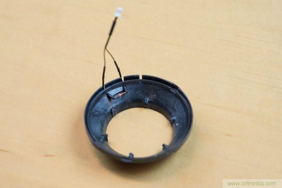 拆解戴森吹風機：近三千元的價格貴在哪？