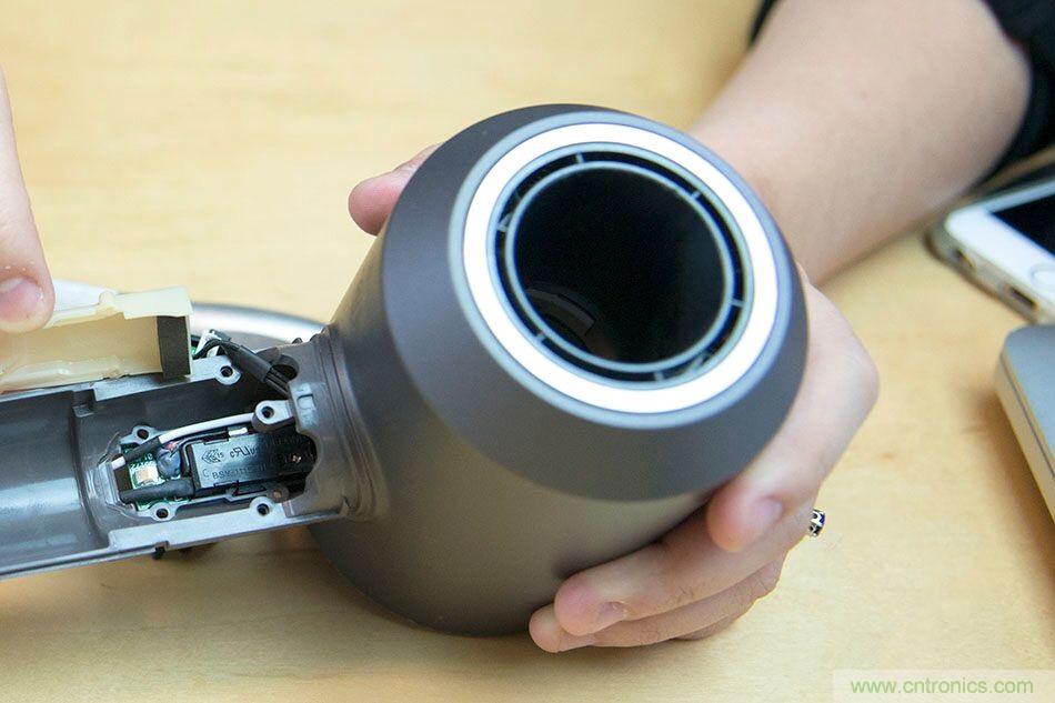 拆解戴森吹風機：近三千元的價格貴在哪？