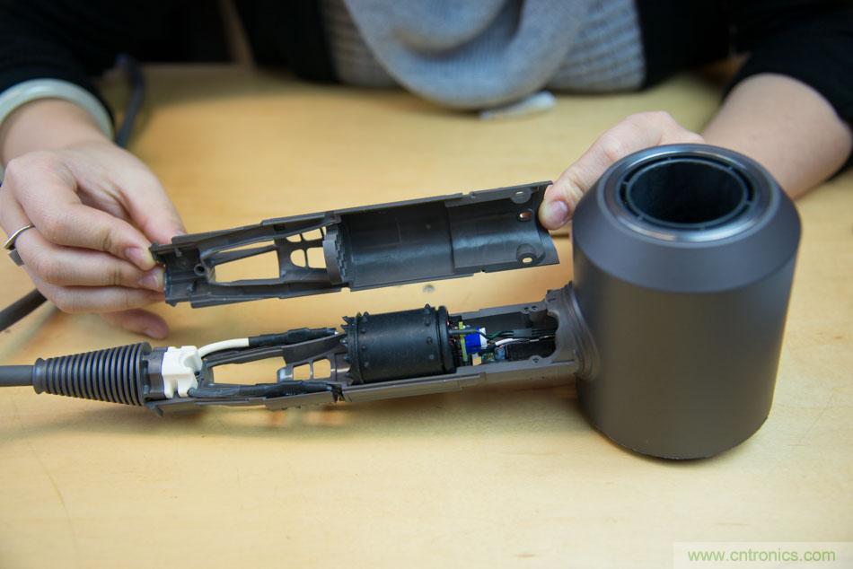 拆解戴森吹風機：近三千元的價格貴在哪？
