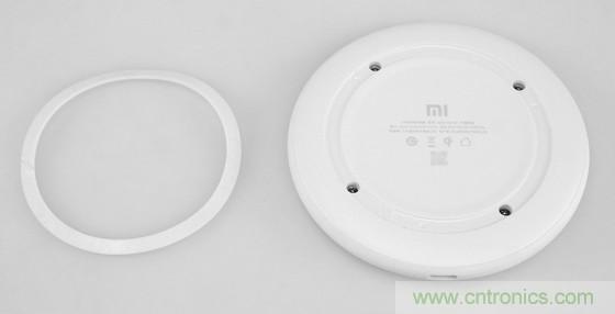 拆解對比：係出同門，小米、紫米無線充電器的差別有多大？