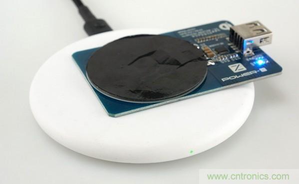 拆解對比：係出同門，小米、紫米無線充電器的差別有多大？