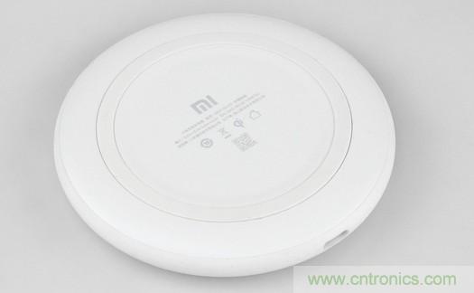 拆解對比：係出同門，小米、紫米無線充電器的差別有多大？