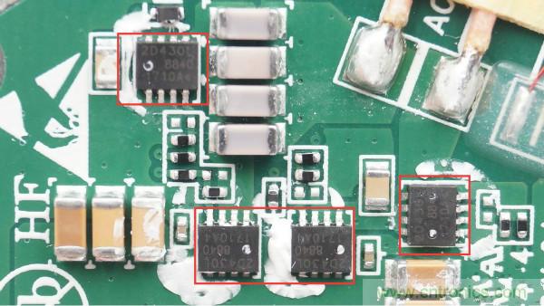 拆解華為保時捷設計快充無線充電器：憑啥能賣699？