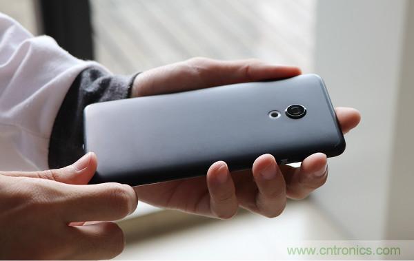 魅族M15拆解：做工精致，壓感Home鍵采用中國芯