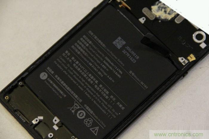 堅果R1拆解：內部設計究竟如何？