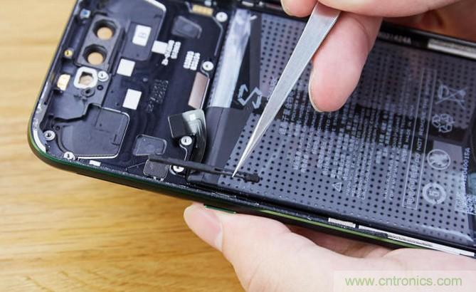 拆解黑鯊手機：多級直觸一體式液冷係統有什麼門道？