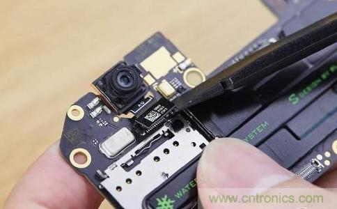 拆解黑鯊手機：多級直觸一體式液冷係統有什麼門道？