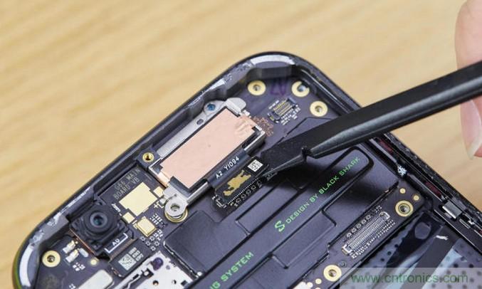 拆解黑鯊手機：多級直觸一體式液冷係統有什麼門道？