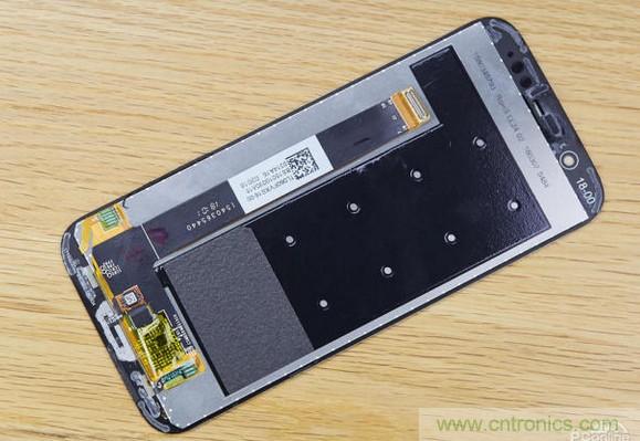 拆解黑鯊手機：多級直觸一體式液冷係統有什麼門道？