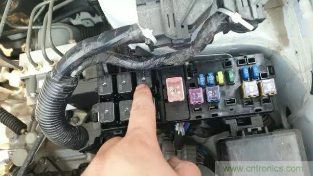 看這裏，繼電器應用的那些事兒