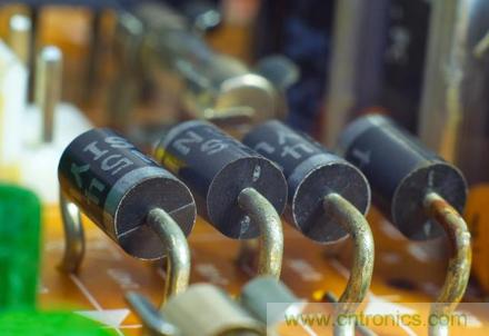 一文看懂電阻、電容、電位器、三極管、二極管、可控矽！