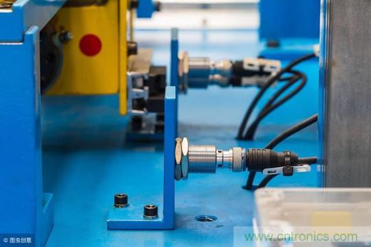 感應電容超聲波，你都知道這些傳感器多大區別嗎？