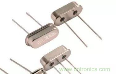 單片機最小係統解析(電源、晶振和複位電路)