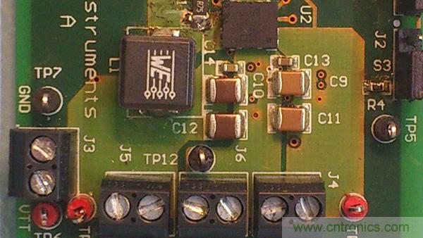 為什麼DDR電源設計時需要VTT電源?