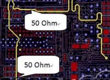 時鍾晶體下麵鋪地和走線