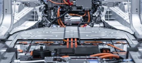 不斷改進 OBC 設計，適應更高的功率等級和電壓