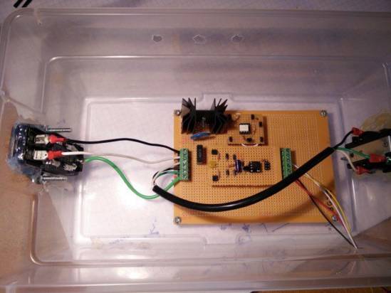 用微控製器控製交流電源