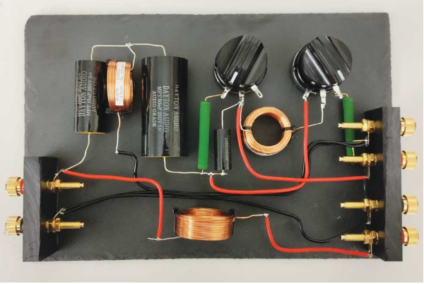 DSP入局：模擬與數字音頻分頻器設計的大比拚！