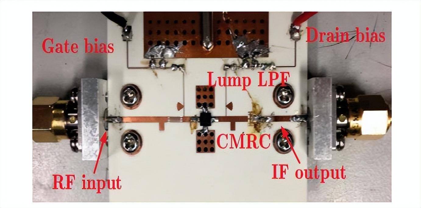 基於自振蕩混頻的X波段單器件收發電路設計分析
